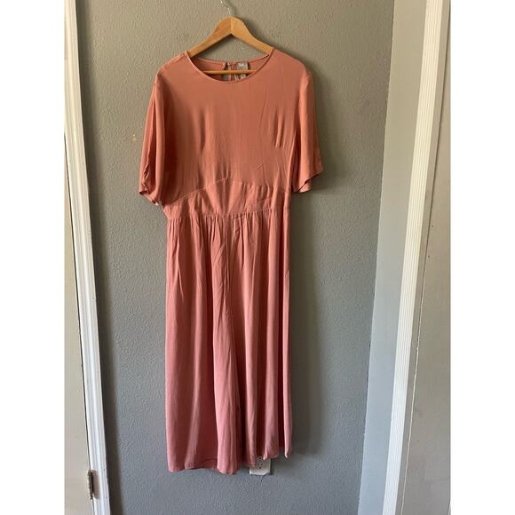 New‎ ASOS Open Back Jumpsuit - Picture 1 of 5